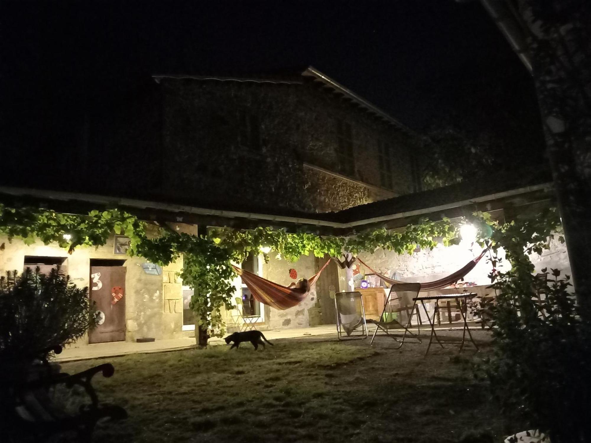 Charmant Gite Avec Parking Gratuit Sur Place. Davezieux Exterior photo